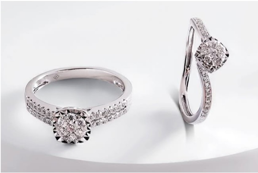 cincin tunangan terbaru